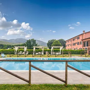 https://tenuta-san-giovanni-lucca.it-tuscanyhotel.com